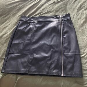 EXPRESS Pleather Zip Skirt (Black)